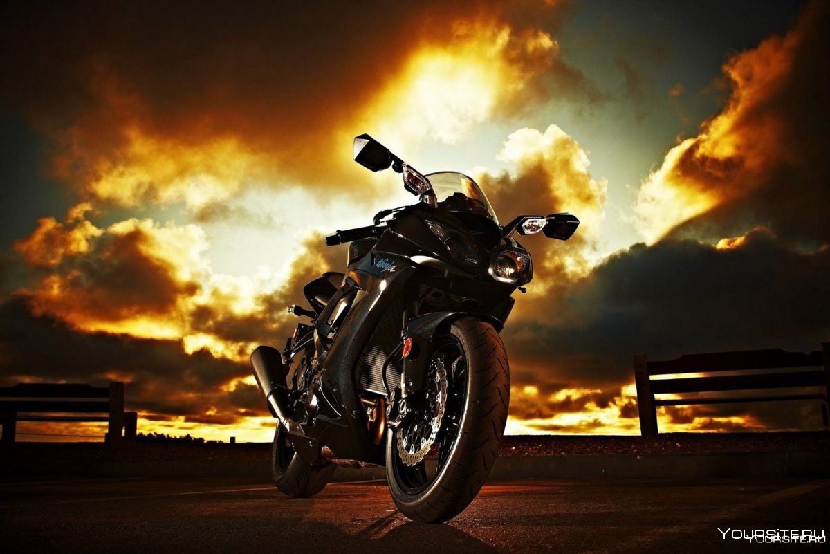 MV Agusta Льюис Хэмилтон