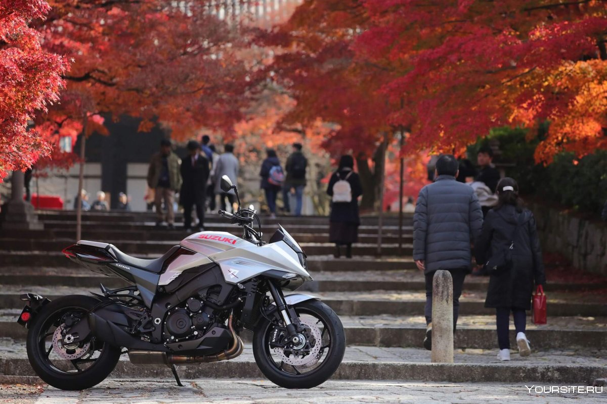 Мотоцикл Сузуки GSX 400