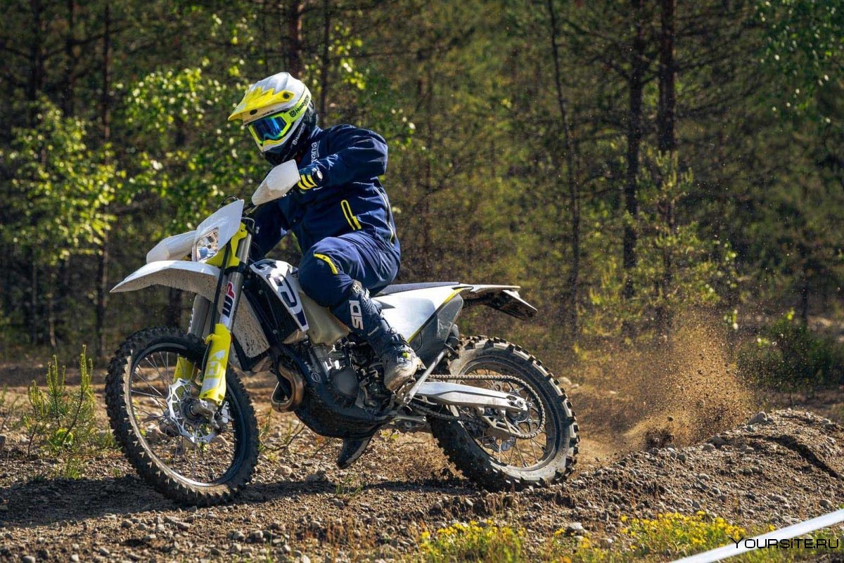 Мотоцикл Хускварна 250 эндуро