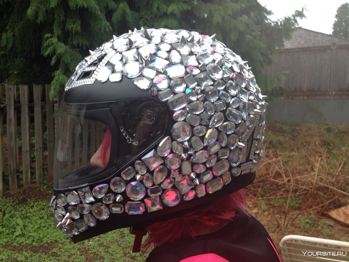 Шлемы для мотоциклов необычные для девушек