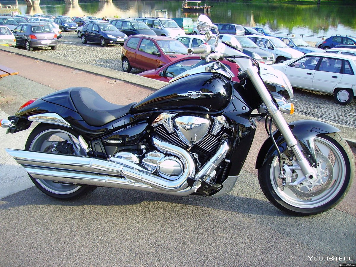 Suzuki Boulevard m800