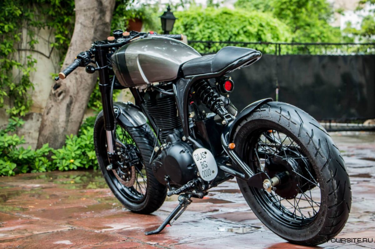 Royal Enfield Cafe Racer