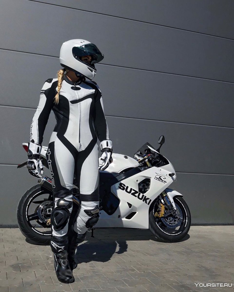 Мотоциклетная экипировка для девушек