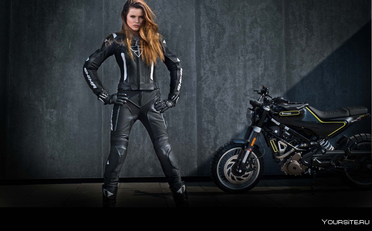 Мотоциклетный костюм женский черный