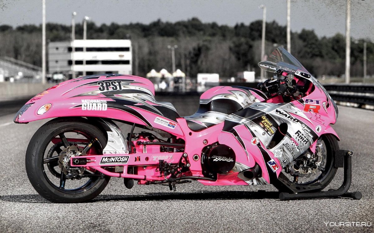 Нежно розовый мотоцикл