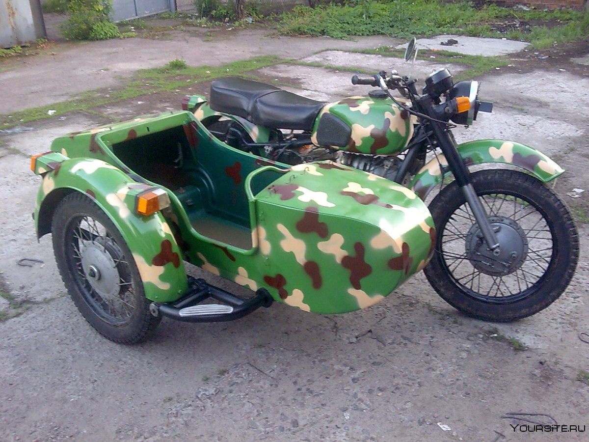 Мотоцикл Урал Днепр зеленый
