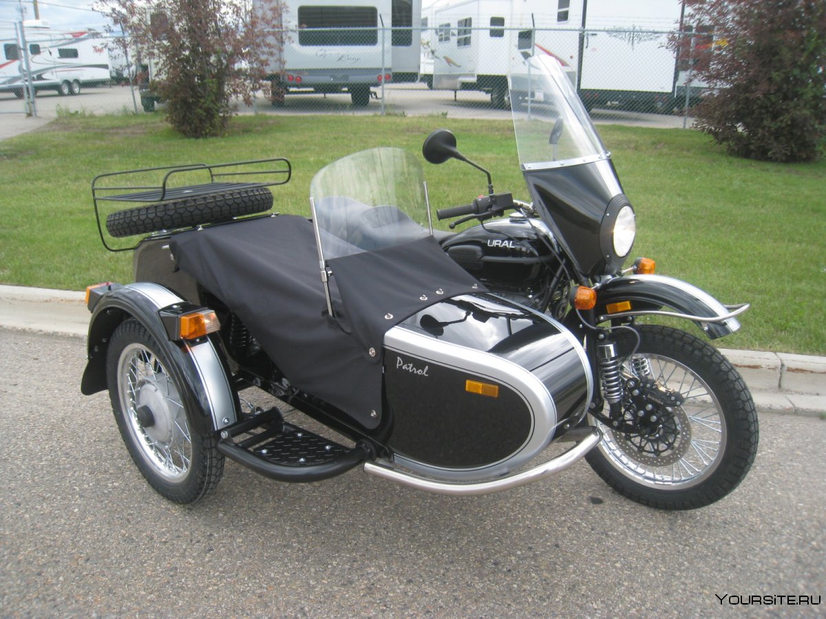 Ветровое стекло на мотоцикл Урал
