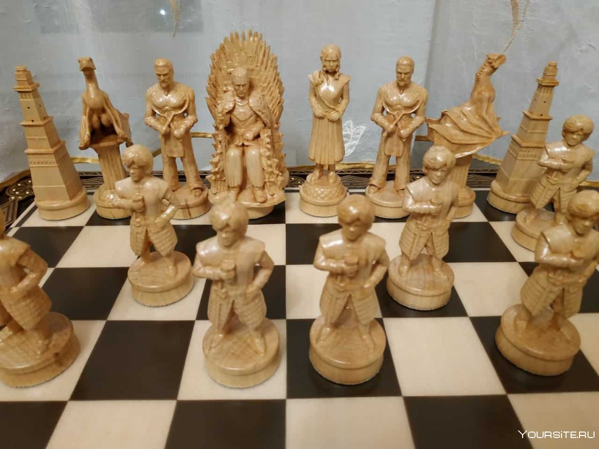 Фигуры для шахмат из дерева Горцы