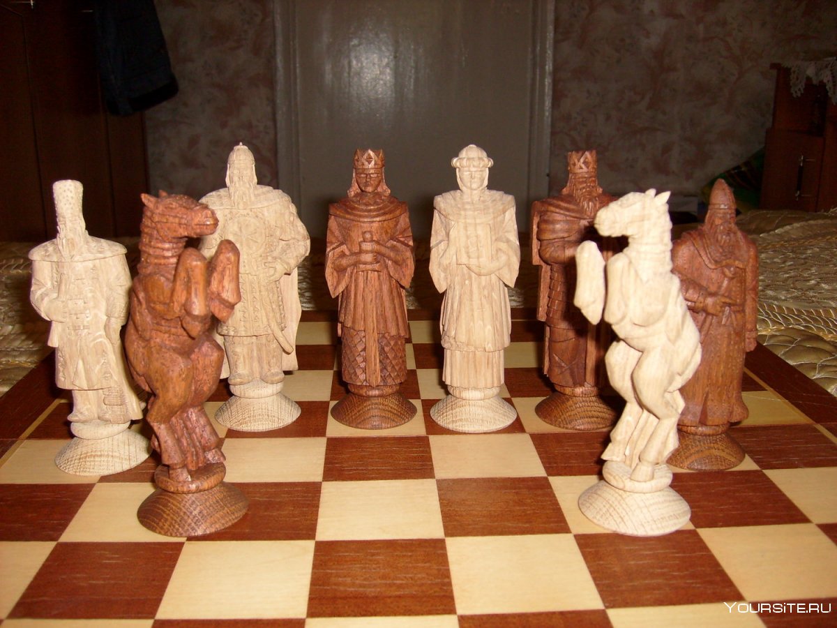Шахматы резные Карл Великий