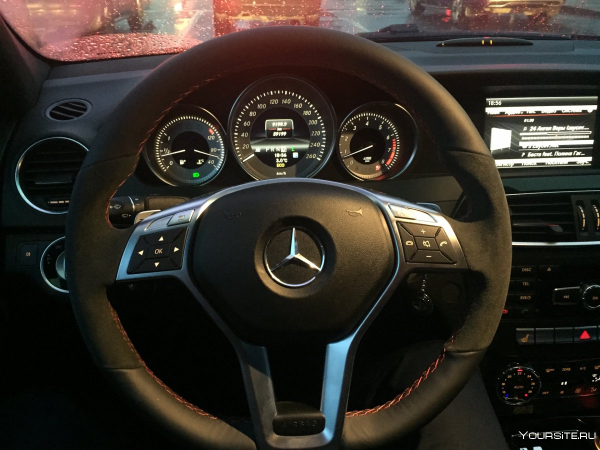 Mercedes Benz w204 руль