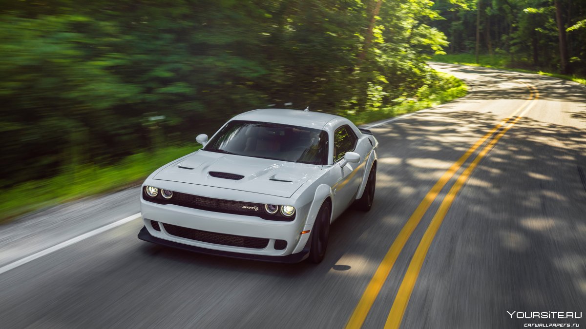 Dodge Challenger srt Hellcat 4k