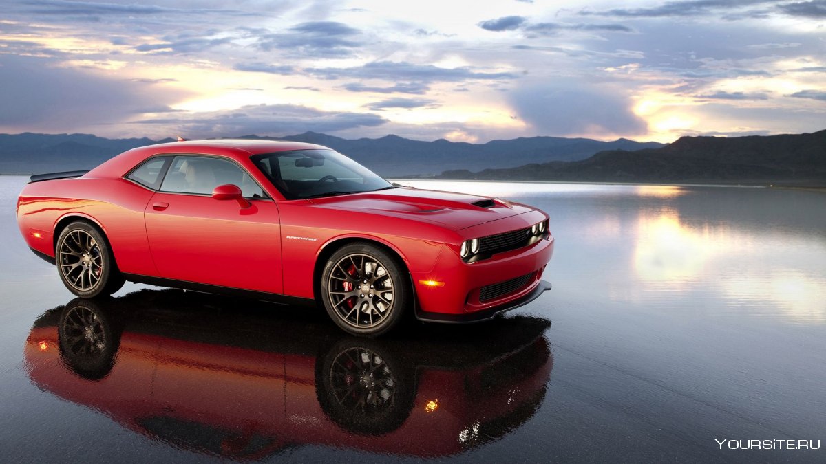 Dodge Challenger srt 2015
