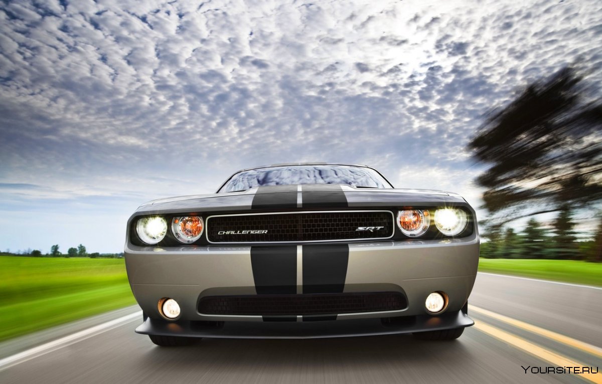 Dodge Challenger srt8 392 2013