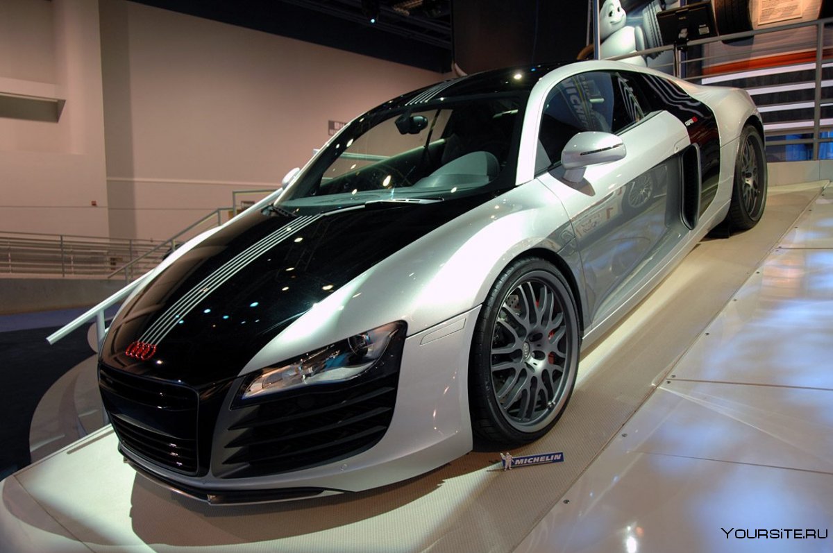 Audi r8 Transformers