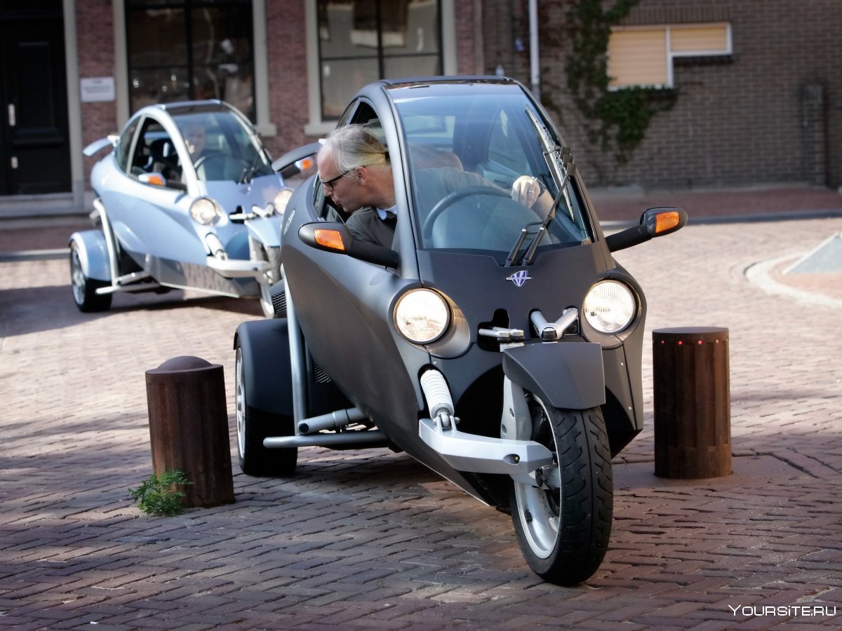 Автомобиль Bond Bug 700e