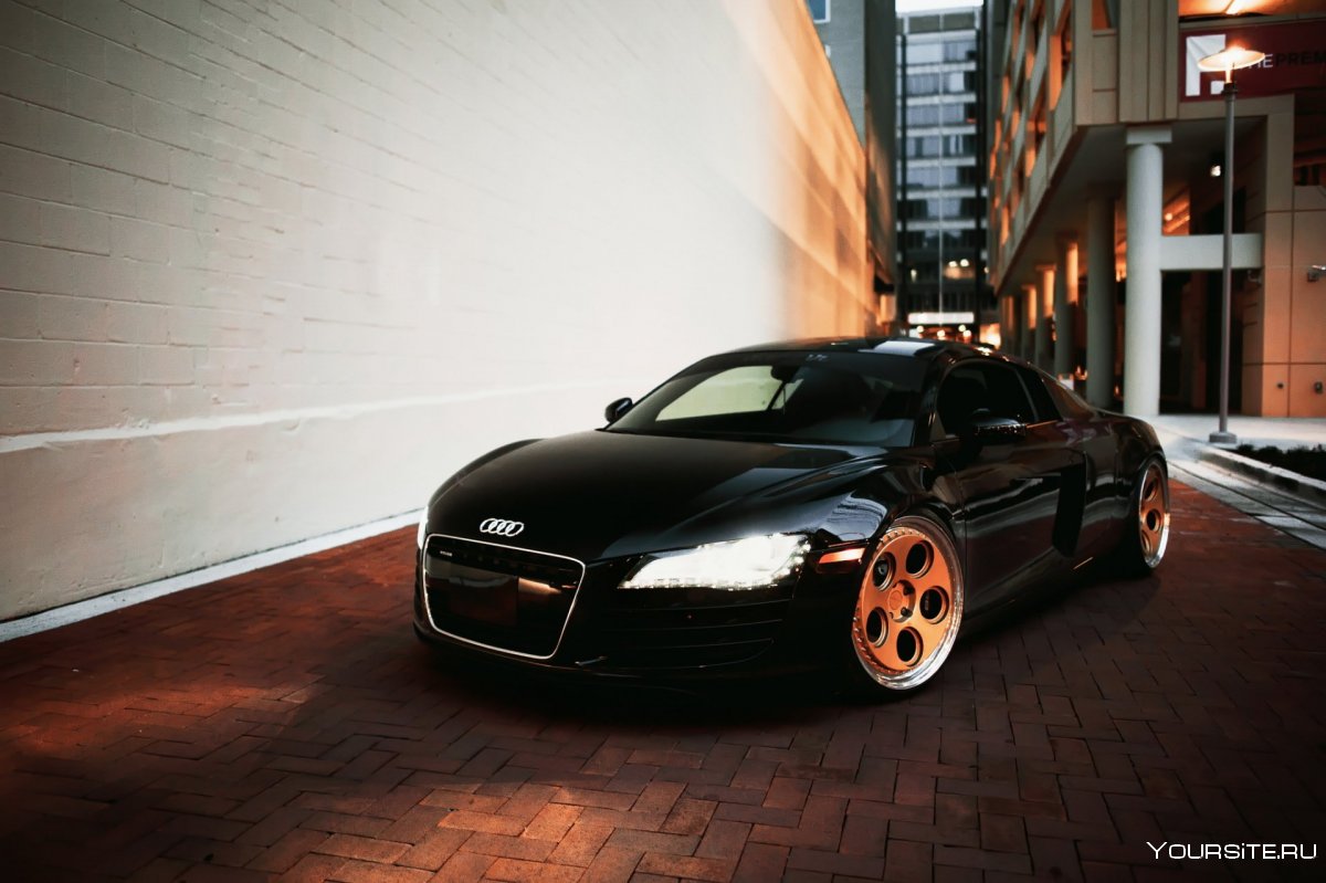 Audi r8 черная