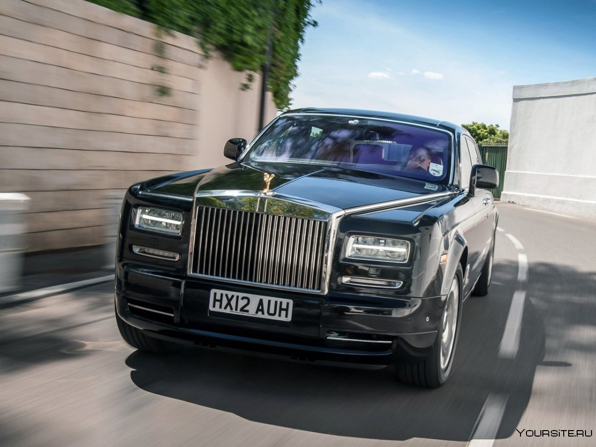 Rolls Royce Phantom 7 поколения