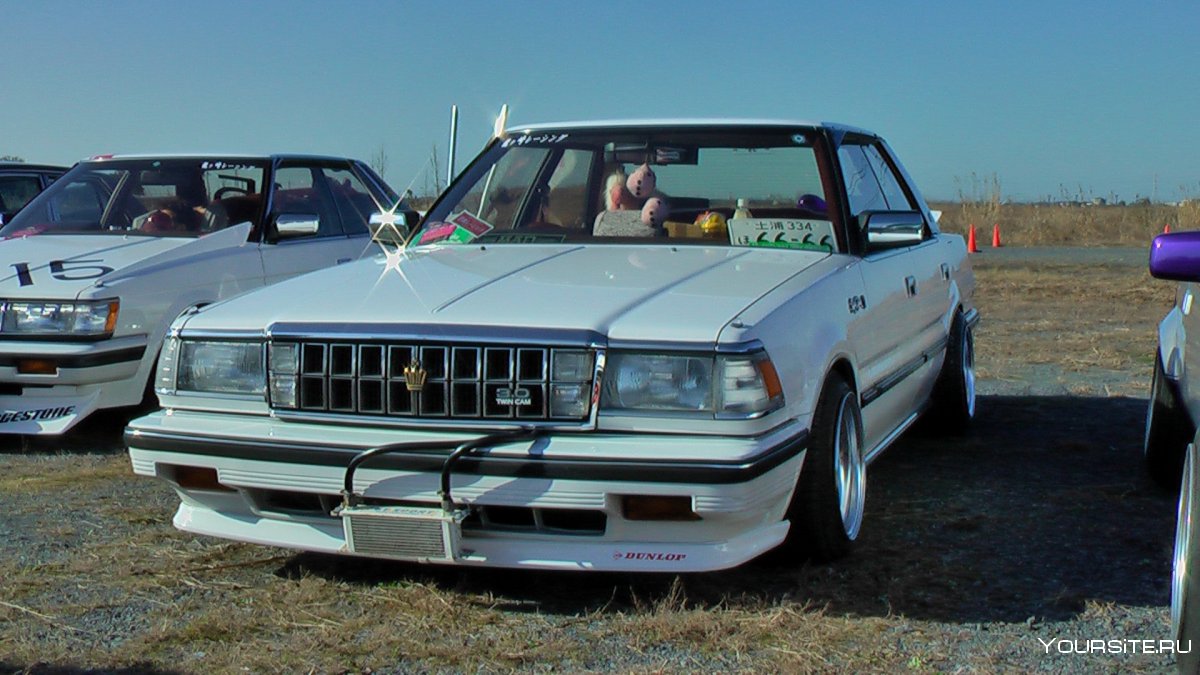 Toyota Crown ms130