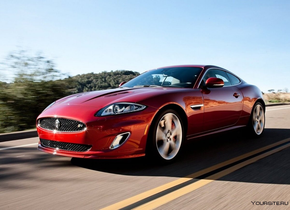 Ягуар XKR красный