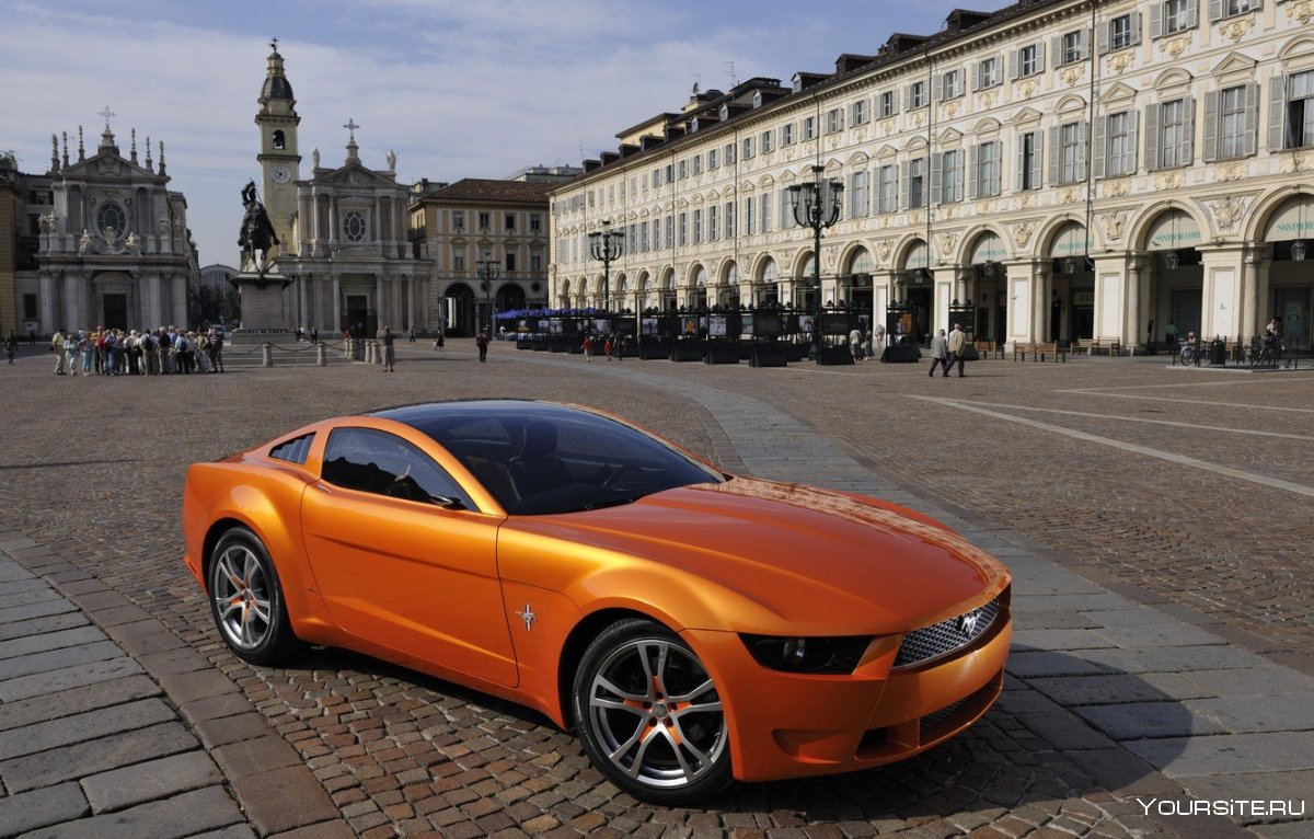 BMW m8 Orange