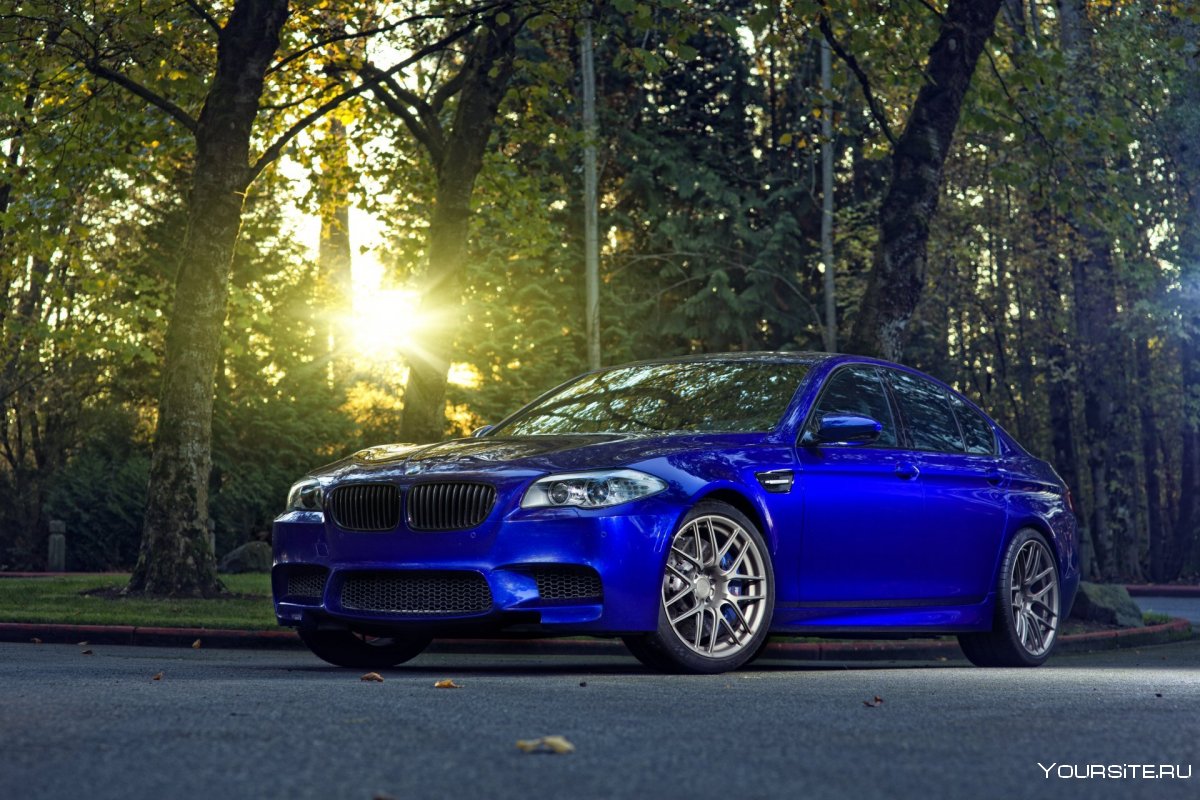BMW e92 m3 синяя