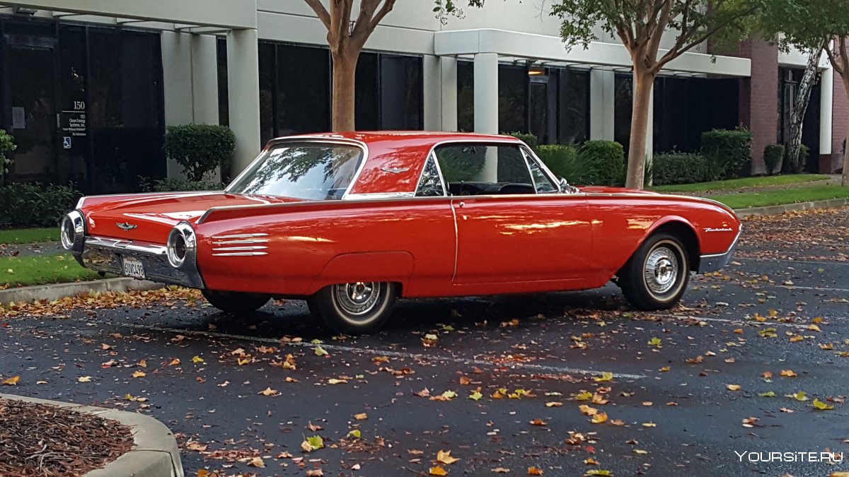 Ford Thunderbird 2
