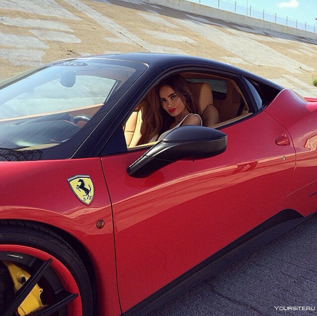 Машина Тимура Батрутдинова