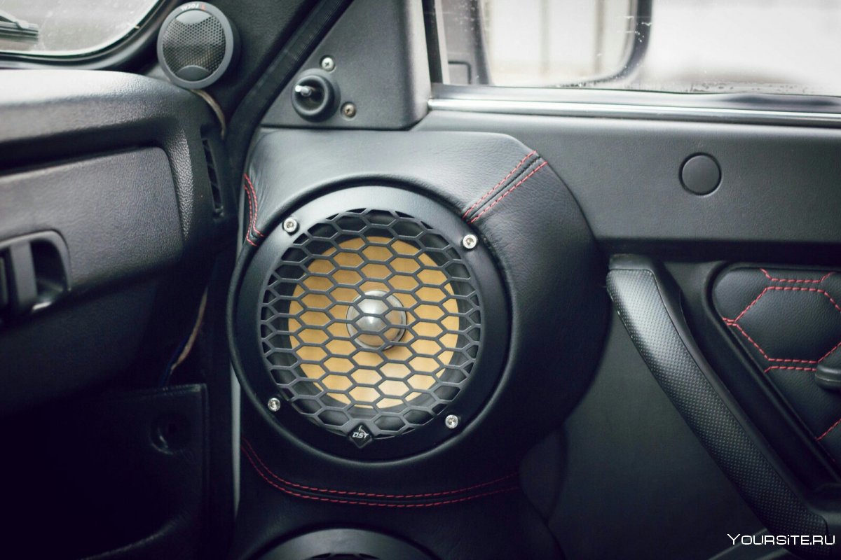 Передние динамики Нива 2121