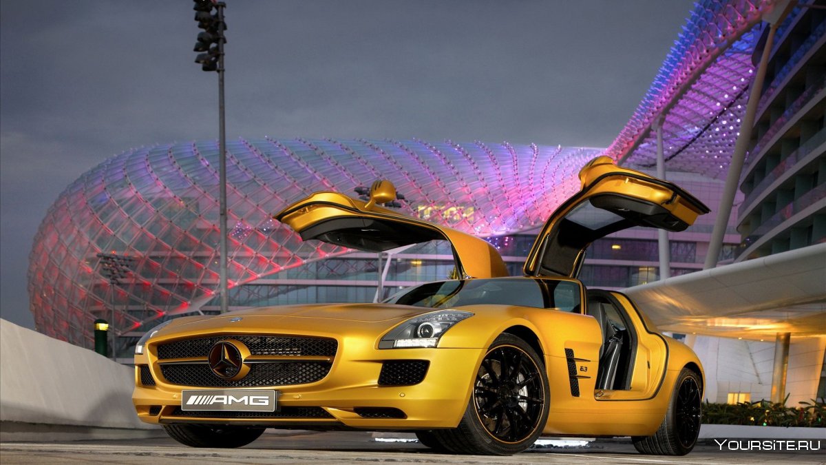 Мерседес SLS AMG желтый