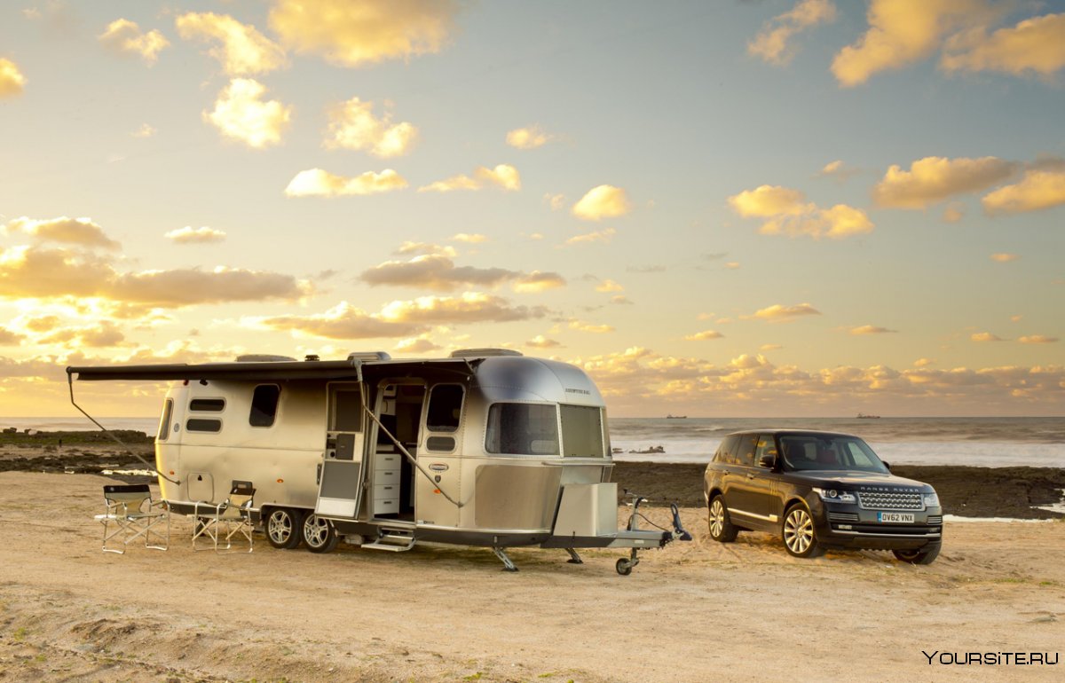 Airstream 684 Series 2