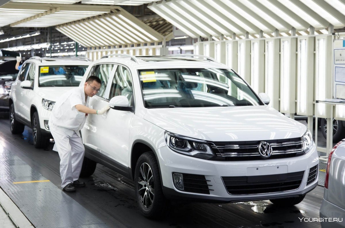 VW Caddy Maxi 2010