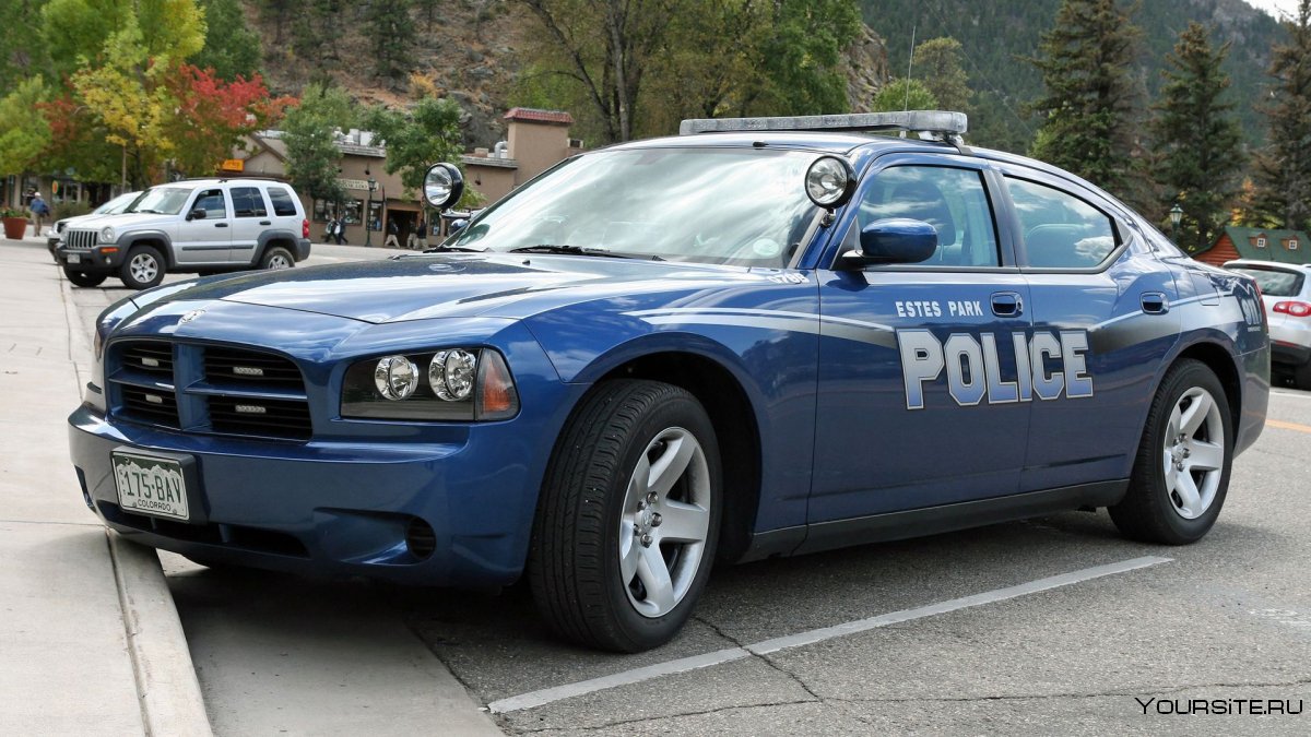 Додж Чарджер Police