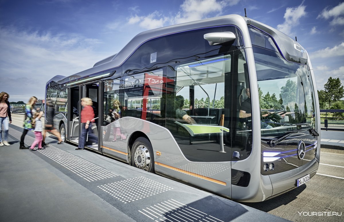 Mercedes-Benz Future Bus