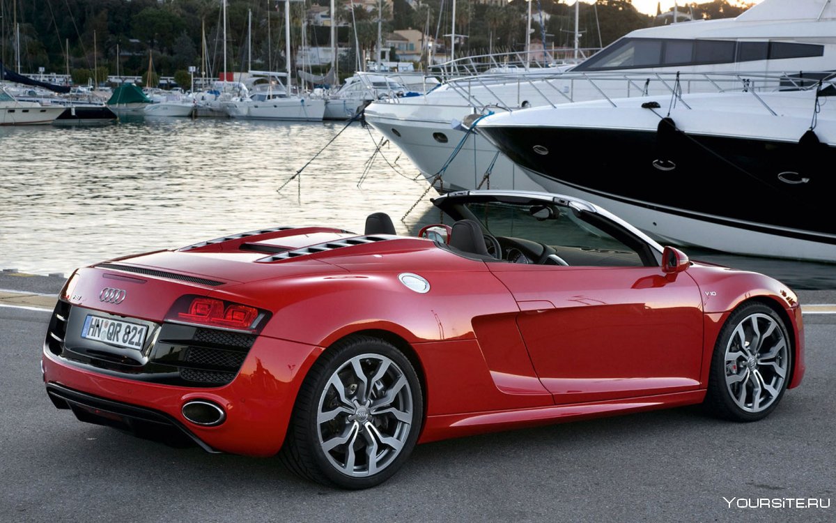 Audi r8 Spyder Red 2021