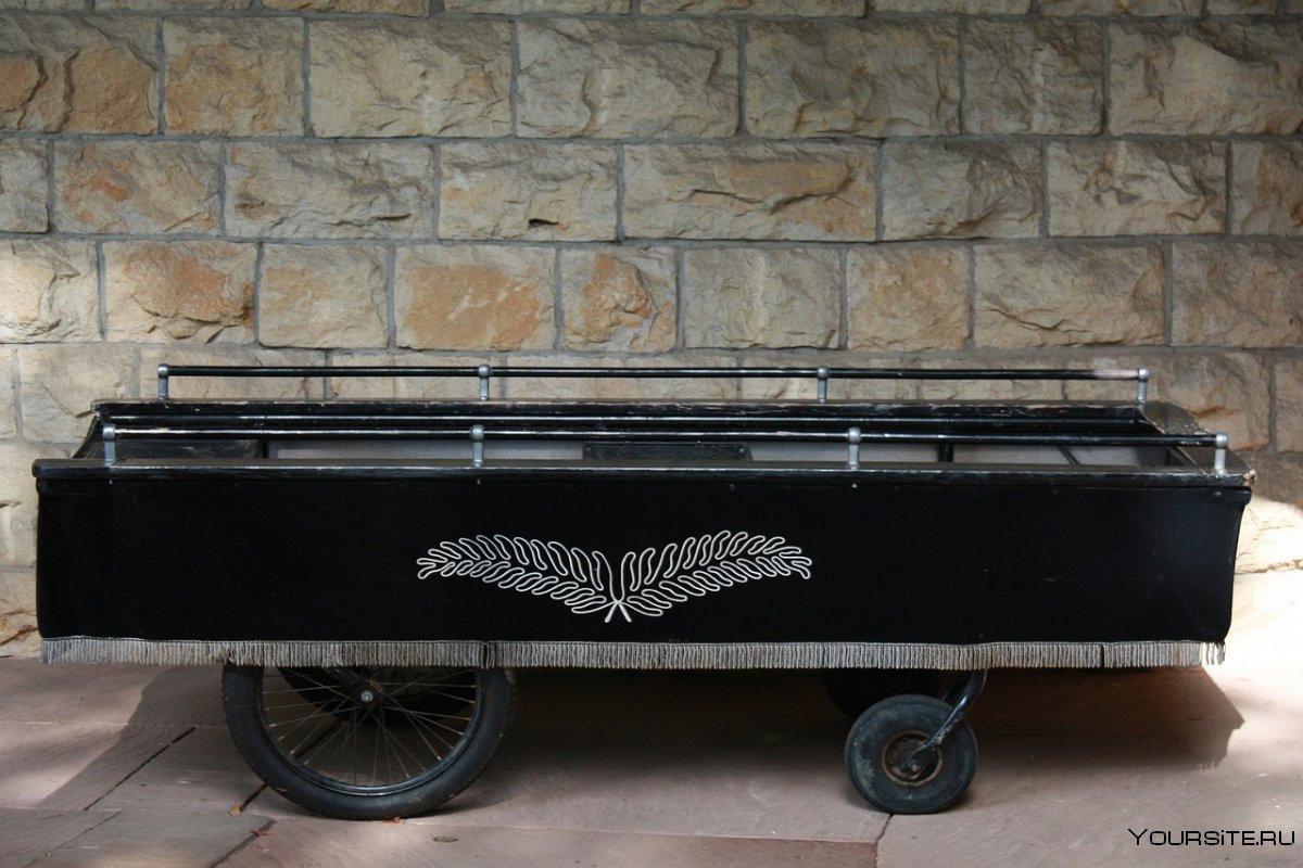 Катафалк Ладья прицеп