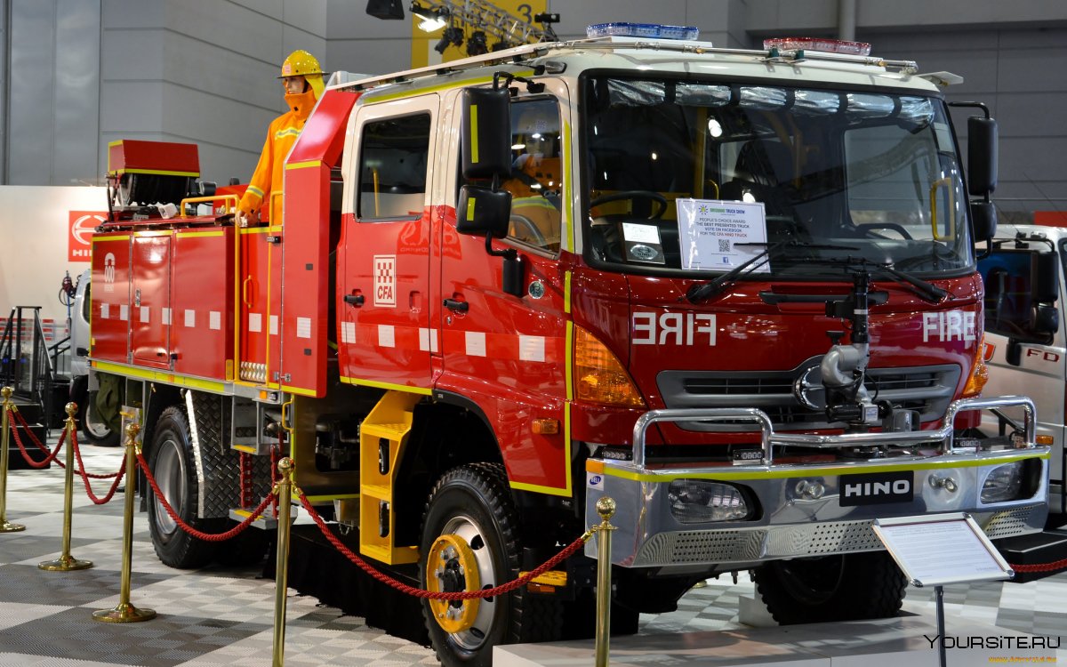 Японская пожарная машина Hino