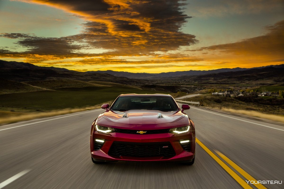 Chevrolet Camaro SS белый