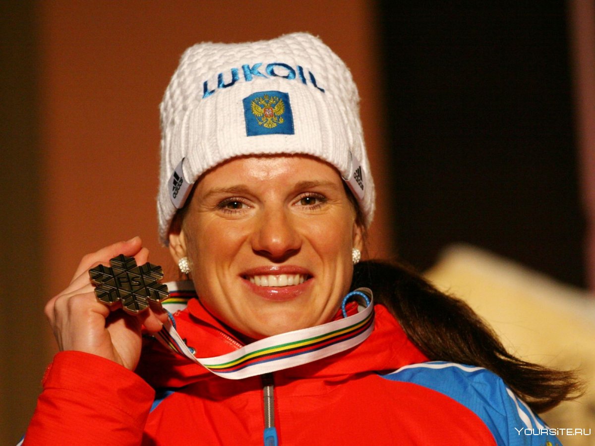 Анна Медведева лыжница