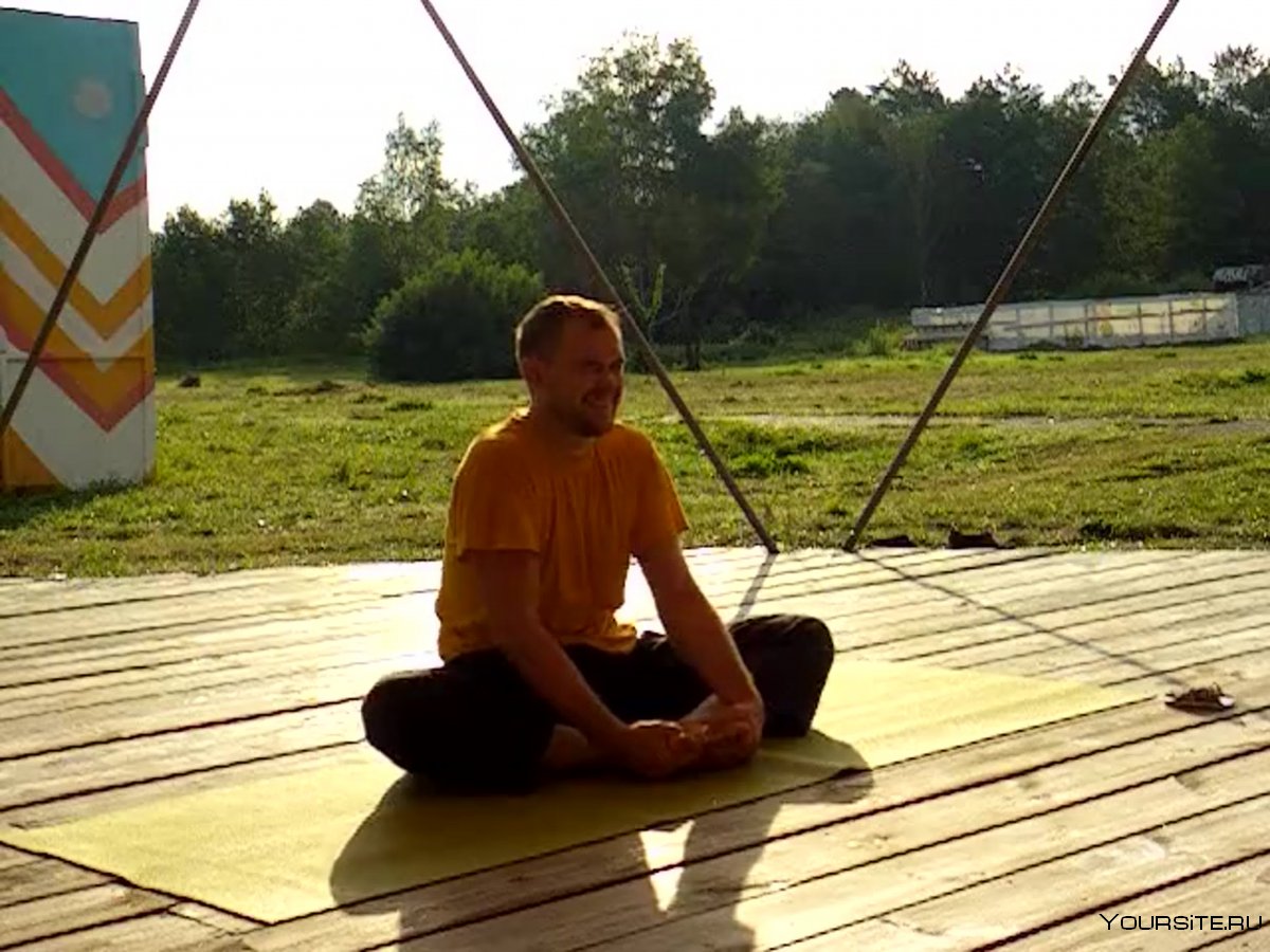 Асаны раджихараджи йоги