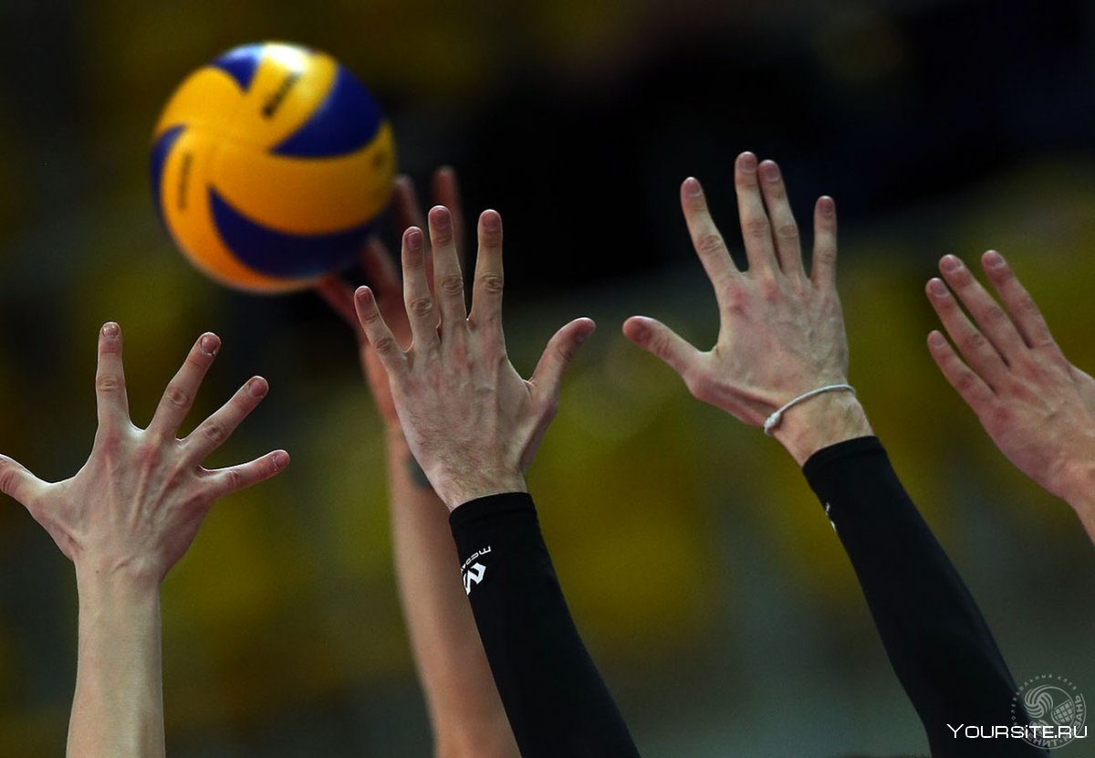 Пальцы волейболистов