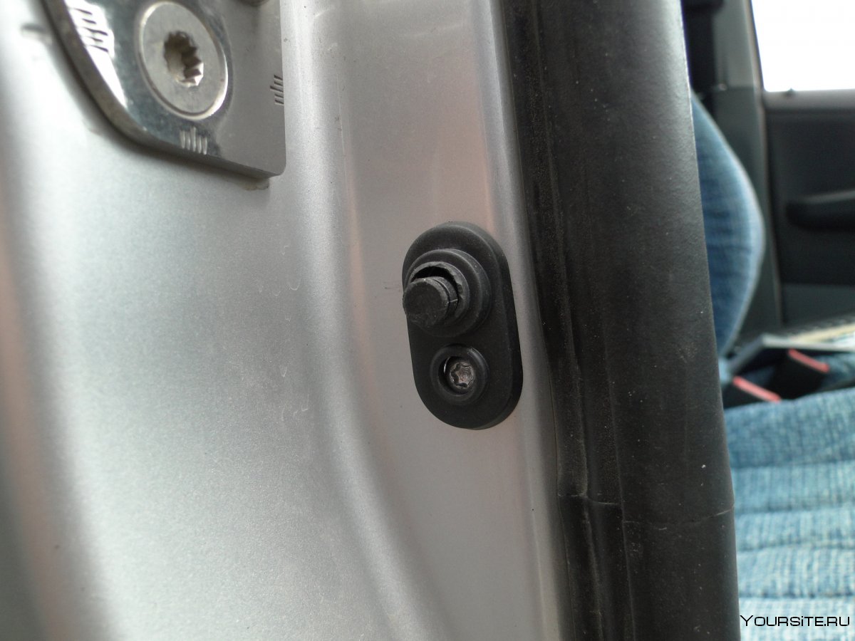 Концевые выключатели двери на Фольксваген поло