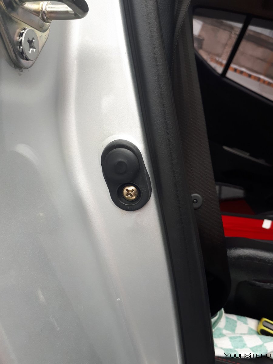 Концевик водительской двери Фольксваген поло седан