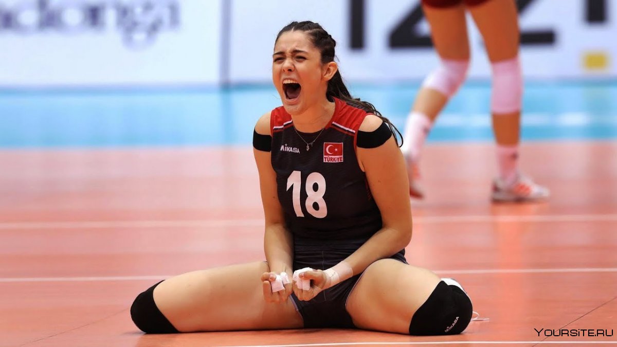 Зехра Гюнеш