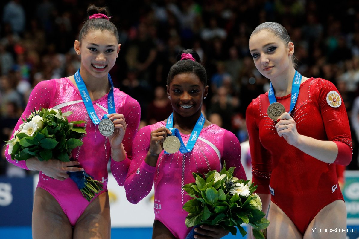 Олимпийская чемпионка Симона Байлз