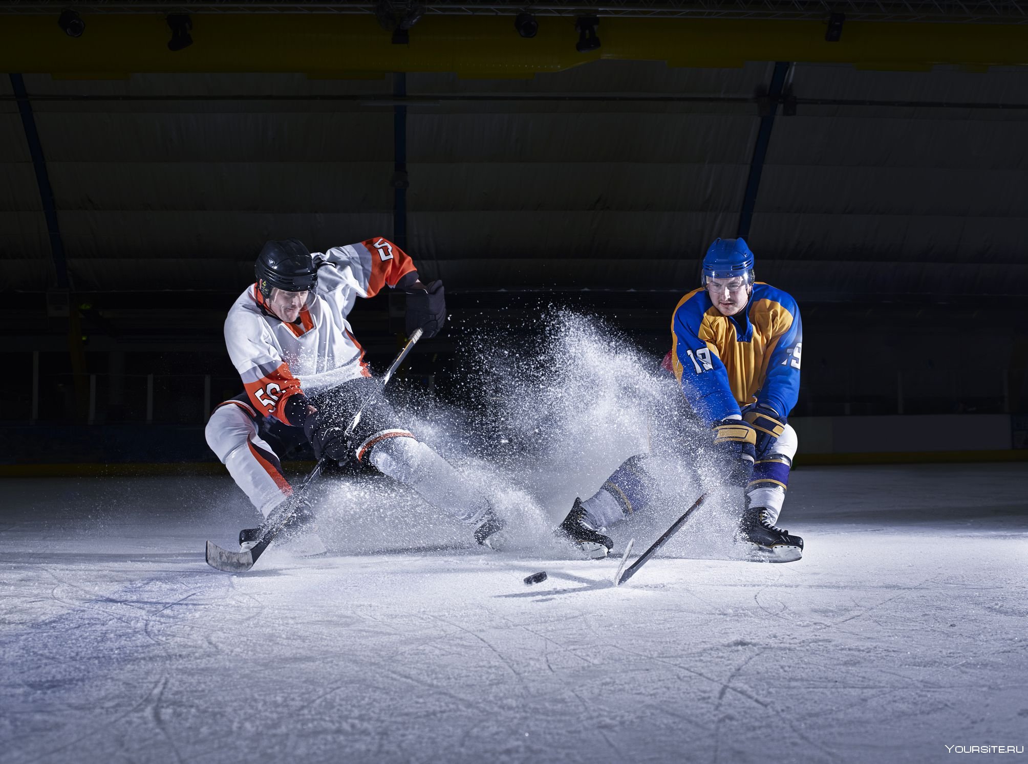 Hockey mos. Хоккей с шайбой, хоккей на льду. Лед хоккей. Шайба для хоккея. Хоккеист на льду.