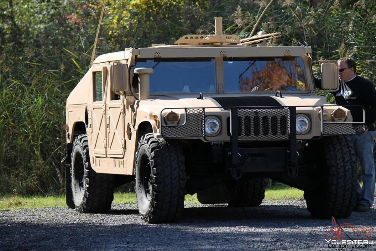 HMMWV m1046