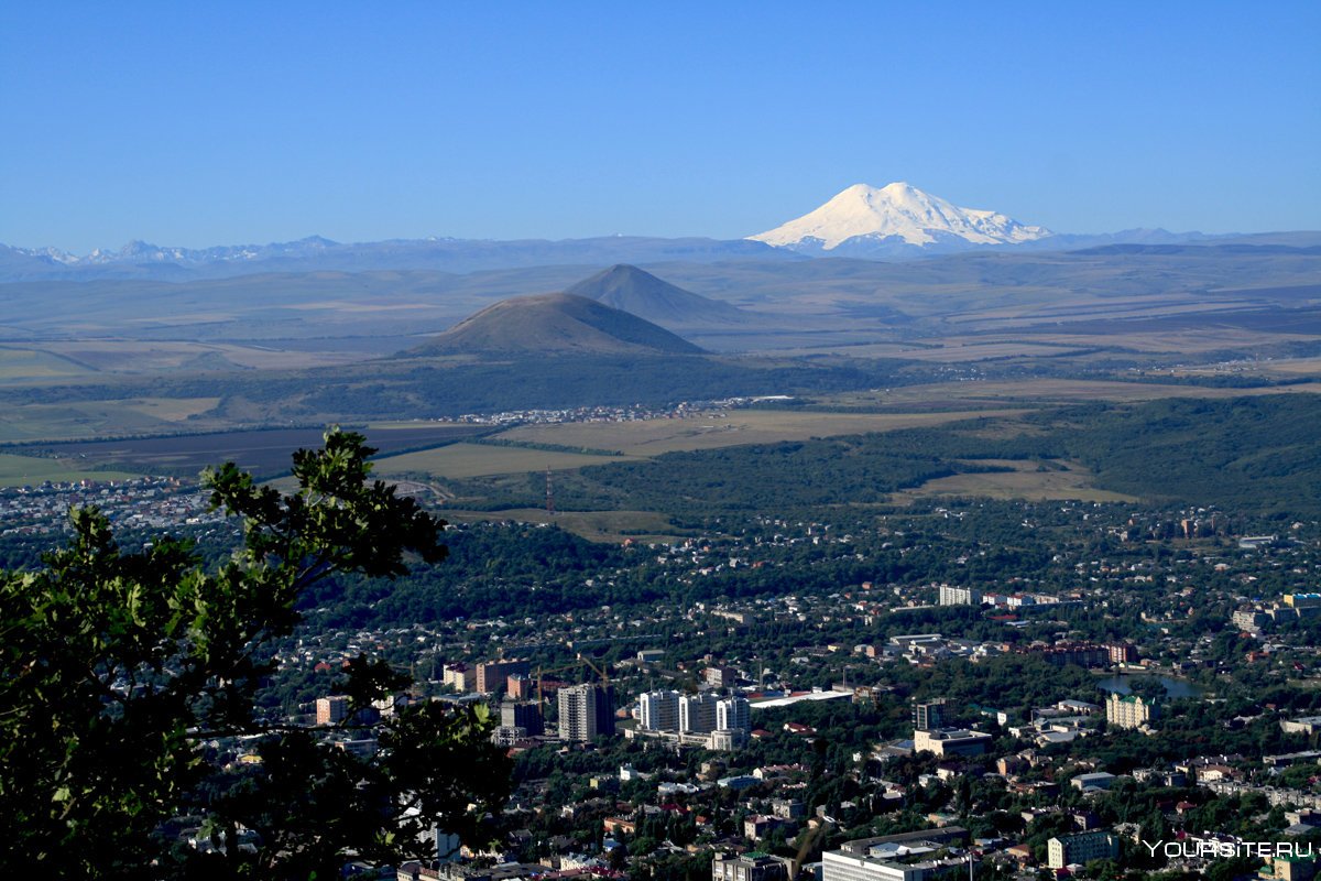 Пятигорск вид на Эльбрус с горы Машук
