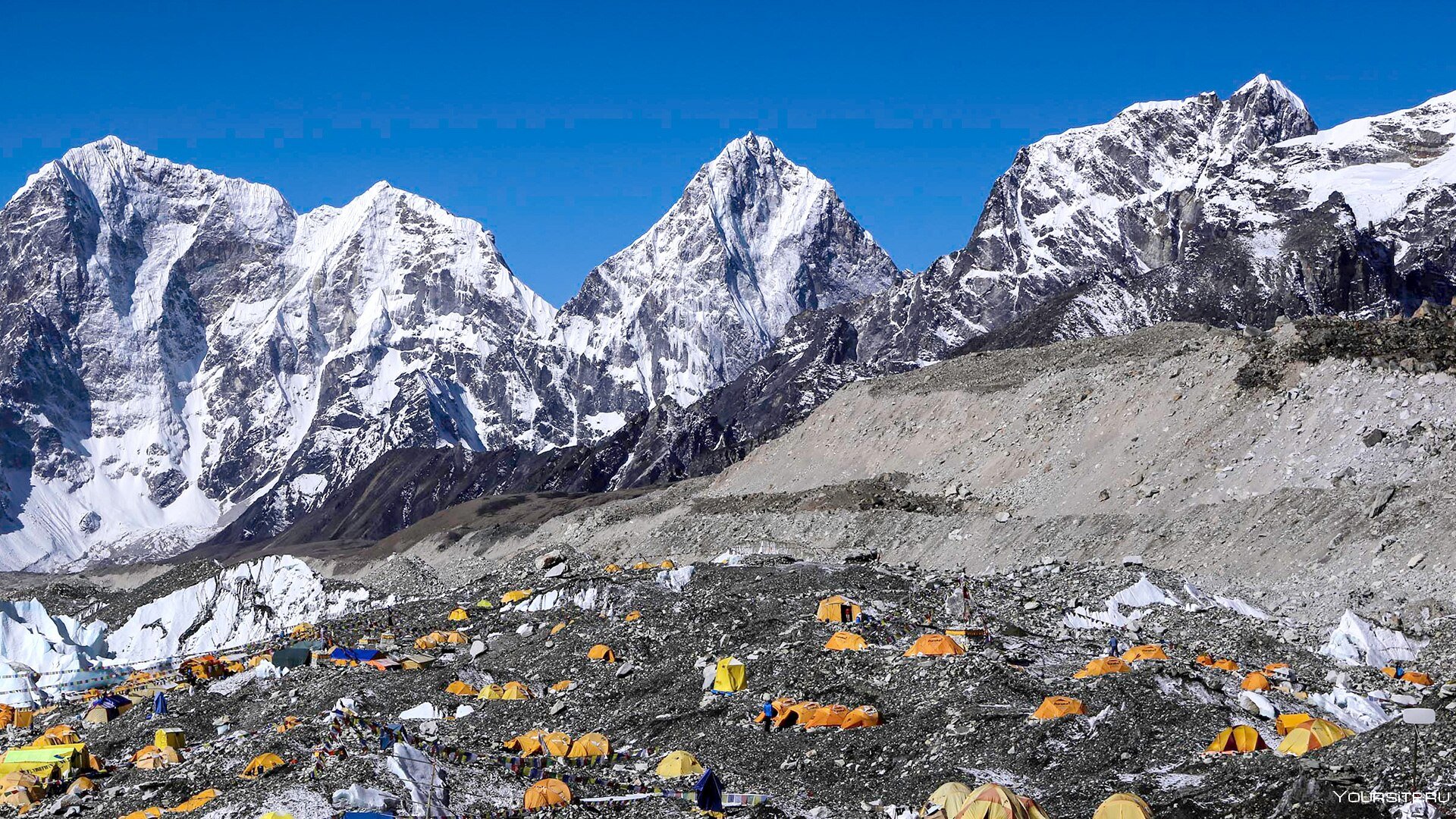 Полезные ископаемые гималаи. Гималаи Эверест Джомолунгма. Джомолунгма (Гималаи) - 8848. Подножье Эвереста. Панорамы Эвереста 8848 метров.