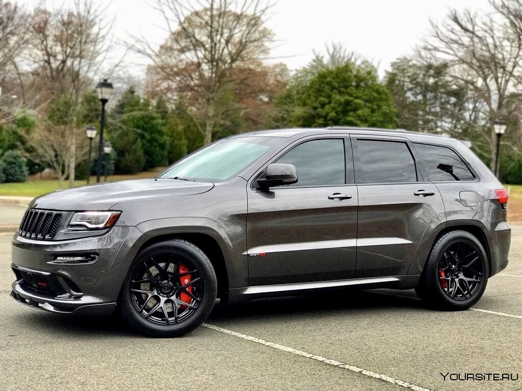 Jeep Grand Cherokee srt8 2017
