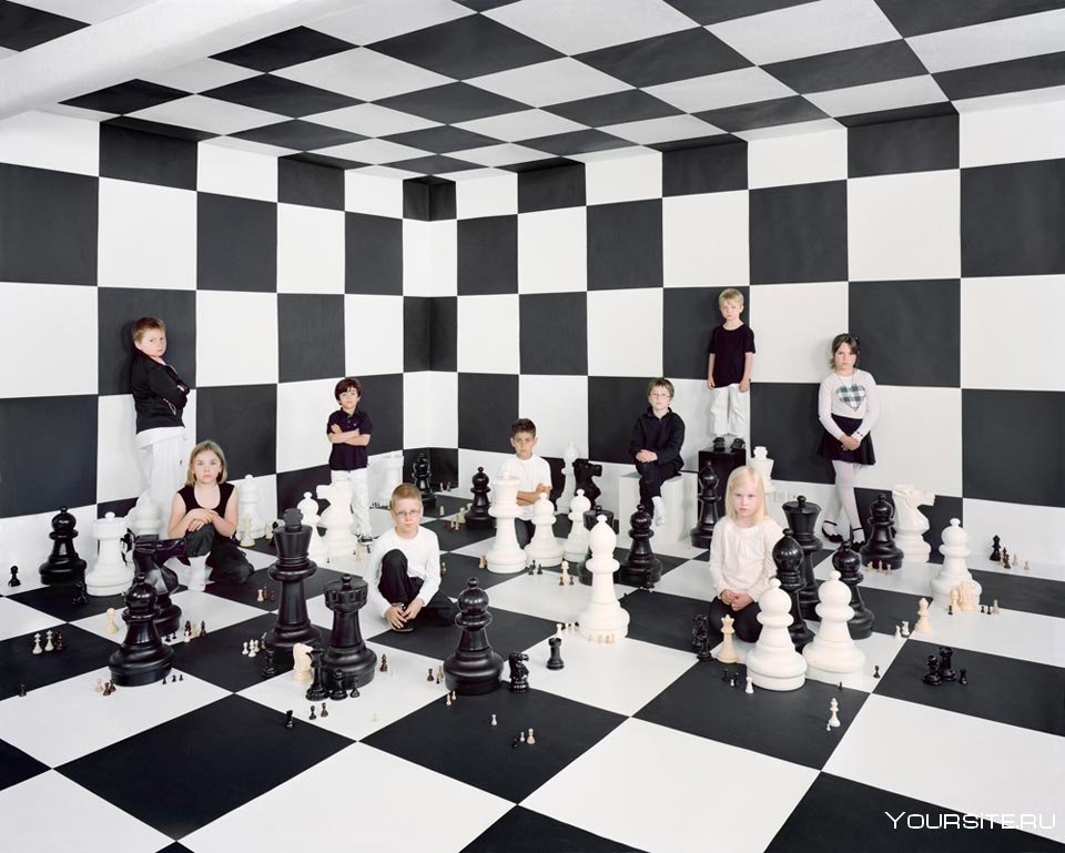 Комната в шахматном стиле